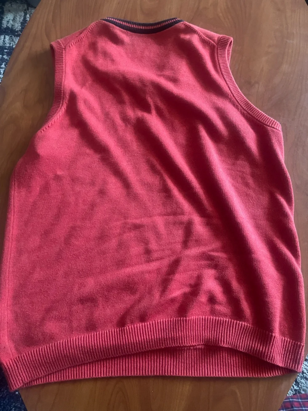 Sleeveless V-Neck Knit Sweater Vest in Raspberry with Contrast Trim